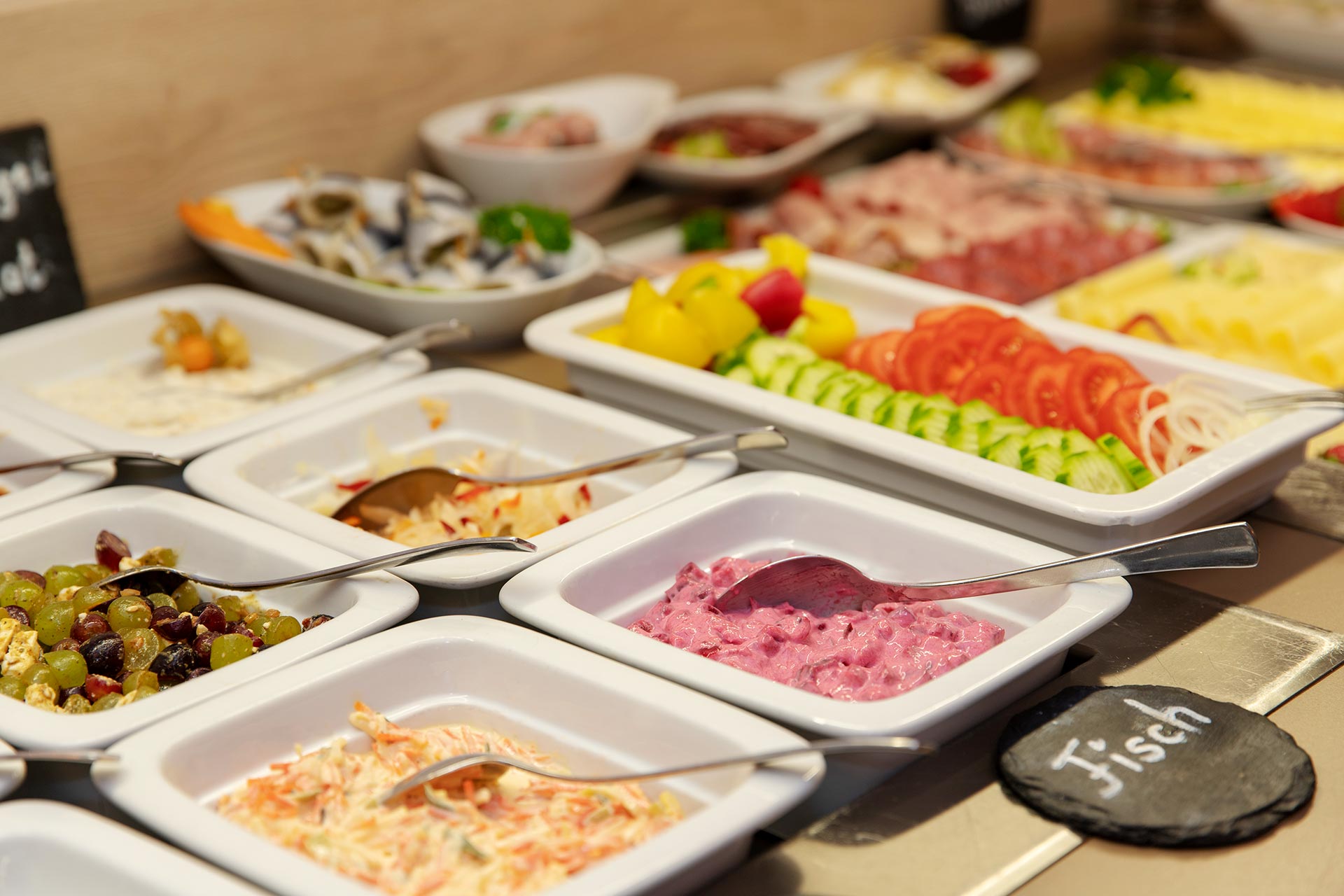 Frühstück 12 hotel zur ostsee fruehstueck buffet4-hotel-zur-ostsee