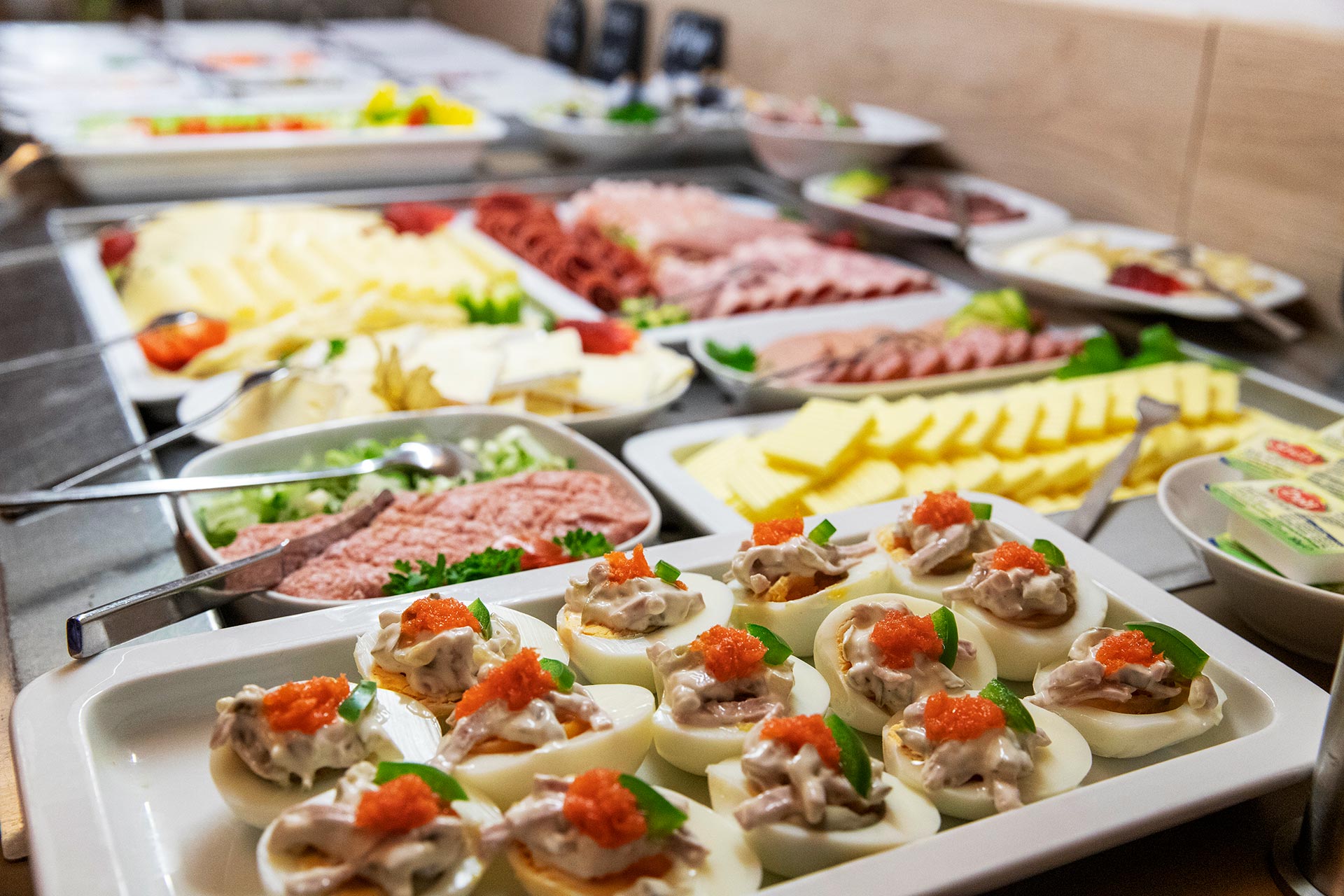 Frühstück 11 hotel zur ostsee fruehstueck buffet8-hotel-zur-ostsee